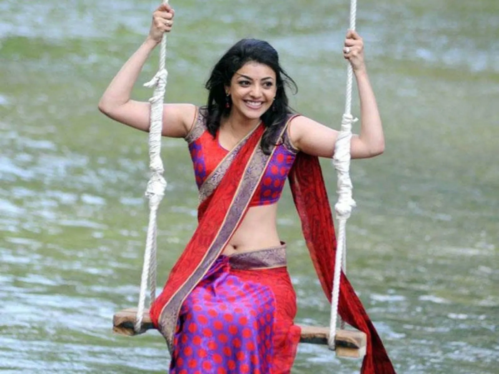 download kajal agarwal in hot